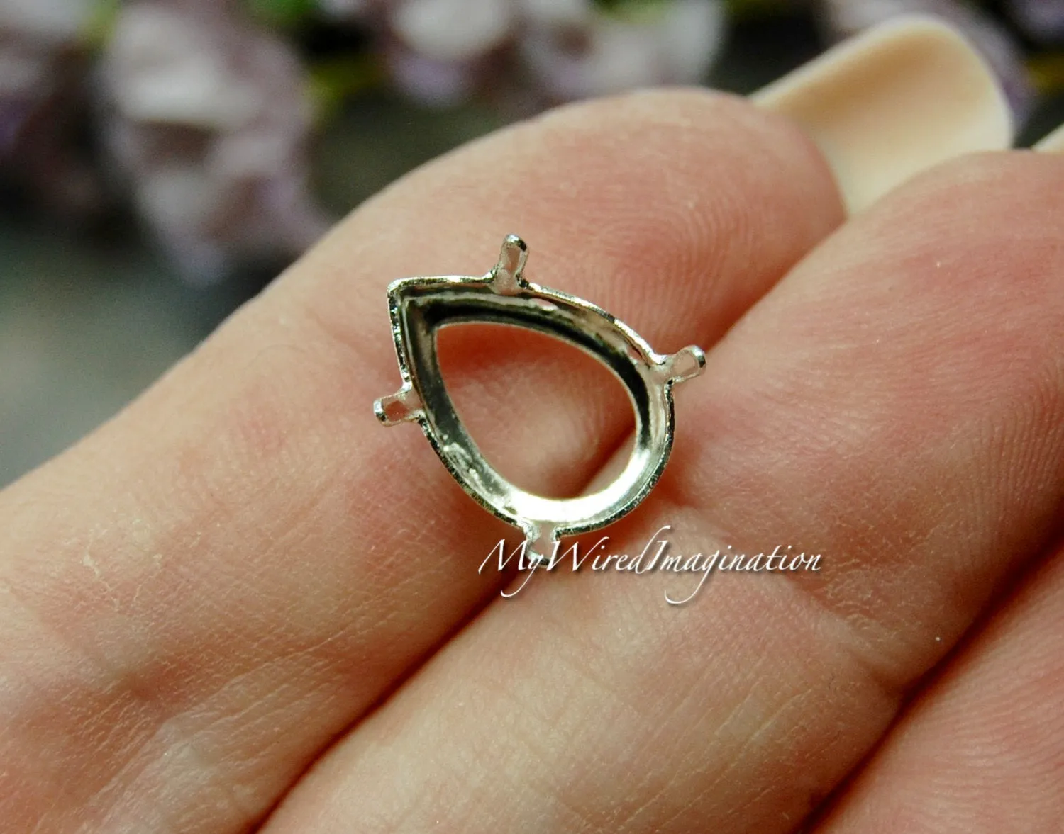 3pcs Silver or Gold Plated Sew On Setting, fits Swarovski 14X10mm Pear, Pendaloque 4320
