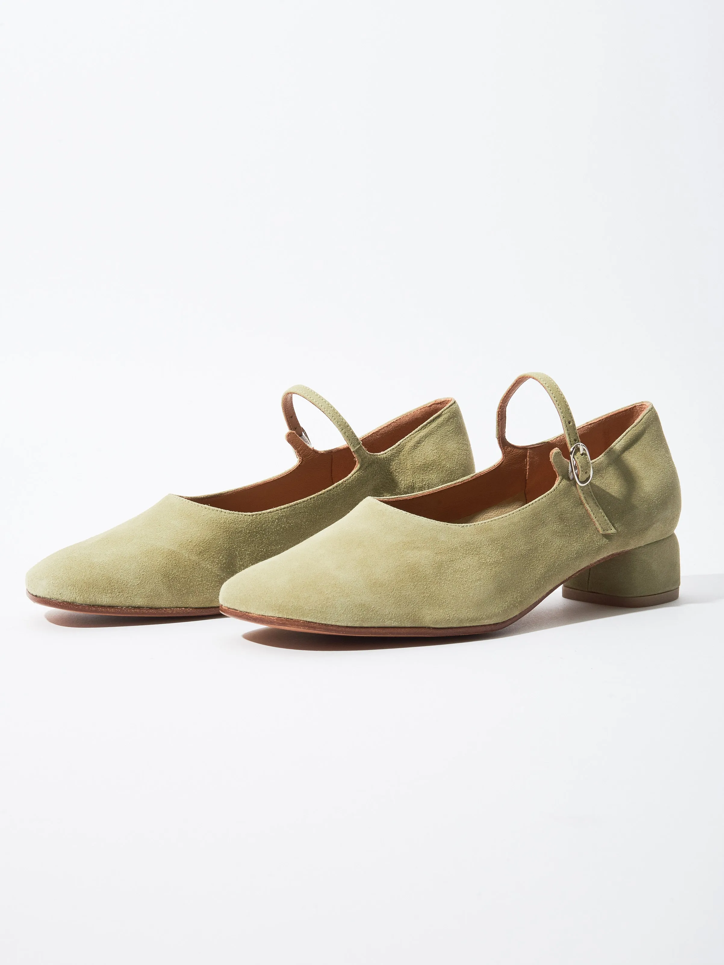 Avocado Suede Ema