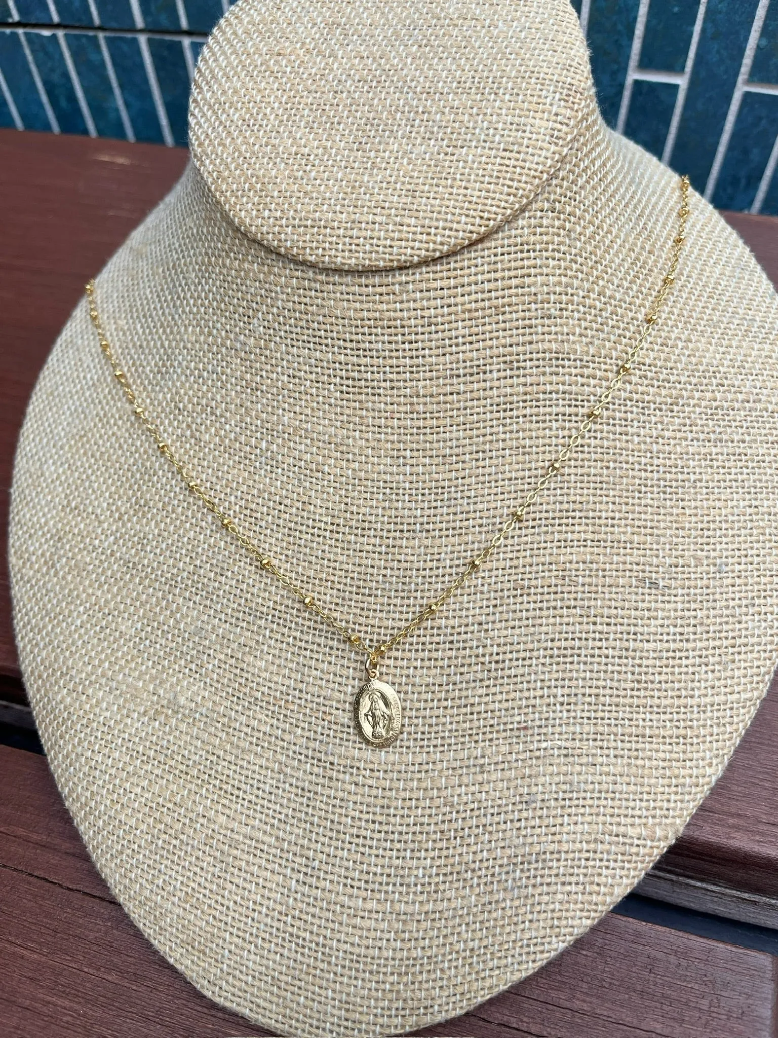 Beachybeads Mary Necklace