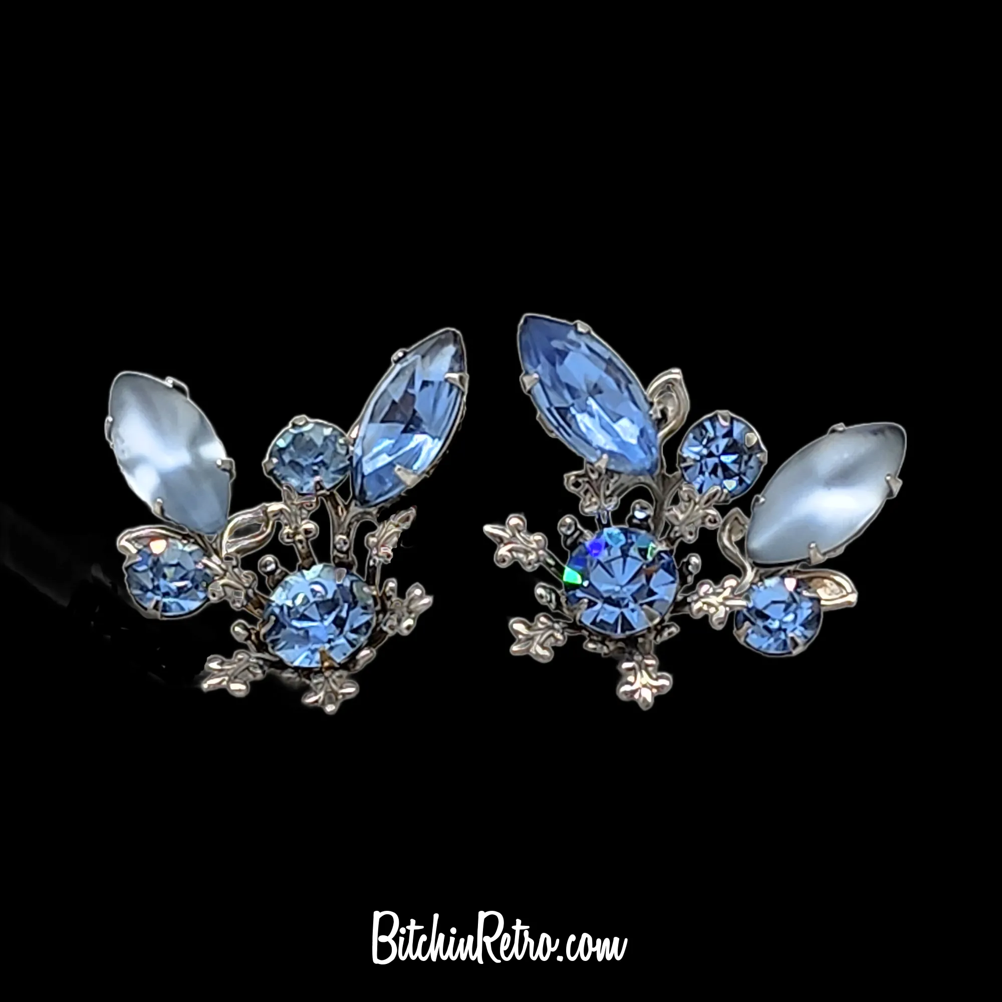 Beau Jewels Vintage Rhinestone Earrings