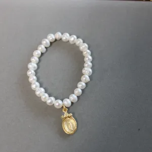 BR201 Pearl Stretch Bracelet with Virgin Mary Medal