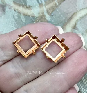 Brass & Silver Plated Sew On Setting, 2 Pieces for 12mm 4400 or 4410 Squares