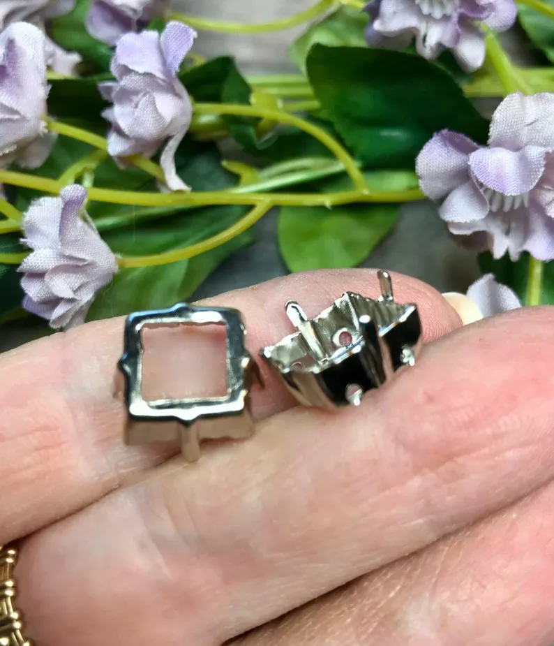 Brass & Silver Plated Sew On Setting, 2 Pieces for 12mm 4400 or 4410 Squares