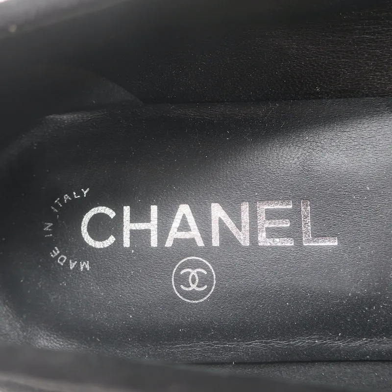 Chanel 17P Chain CC Loafers Black Suede Size 42 Slip-On Flats