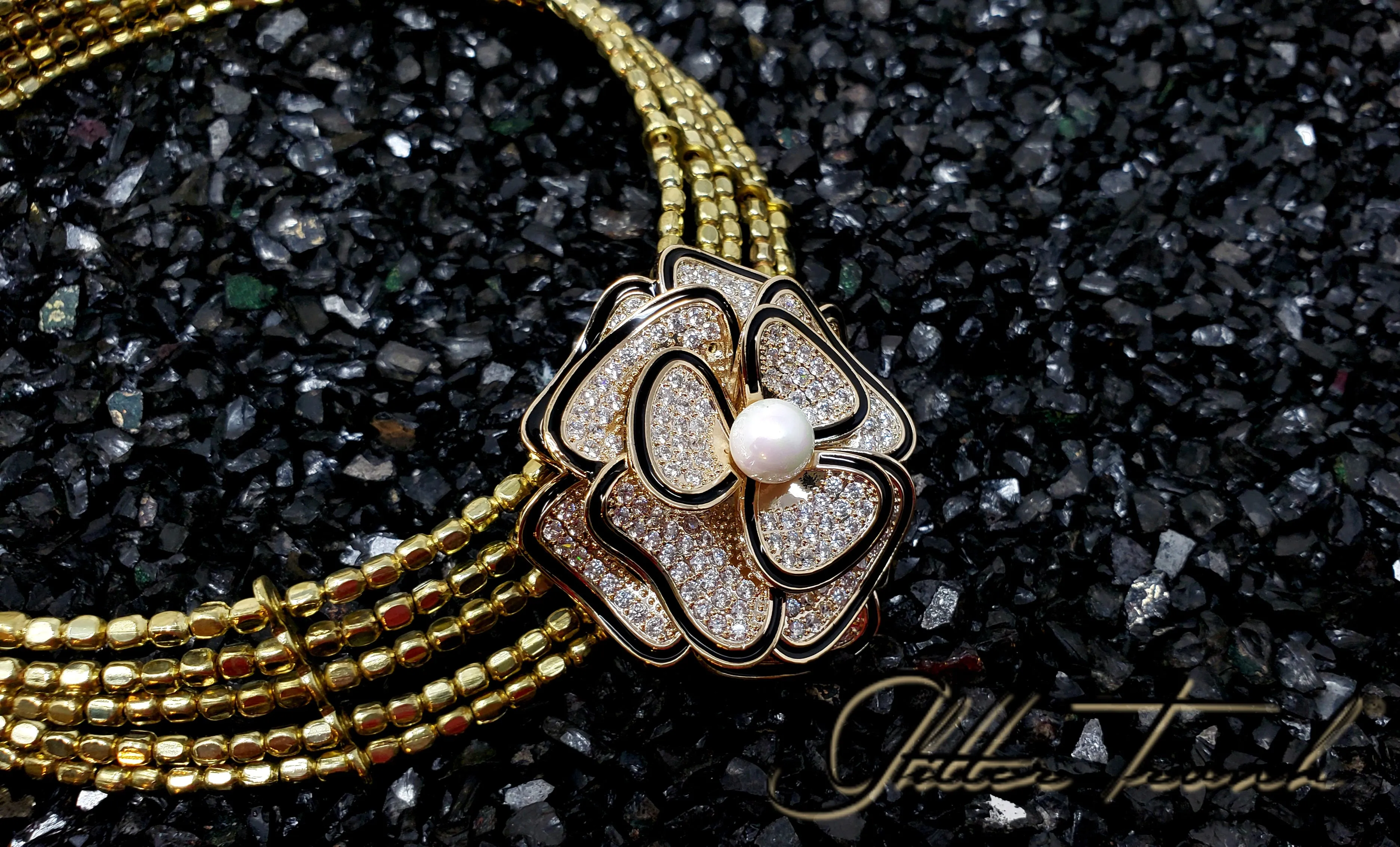Charlene Rhinestone Pearl Rose Brooch