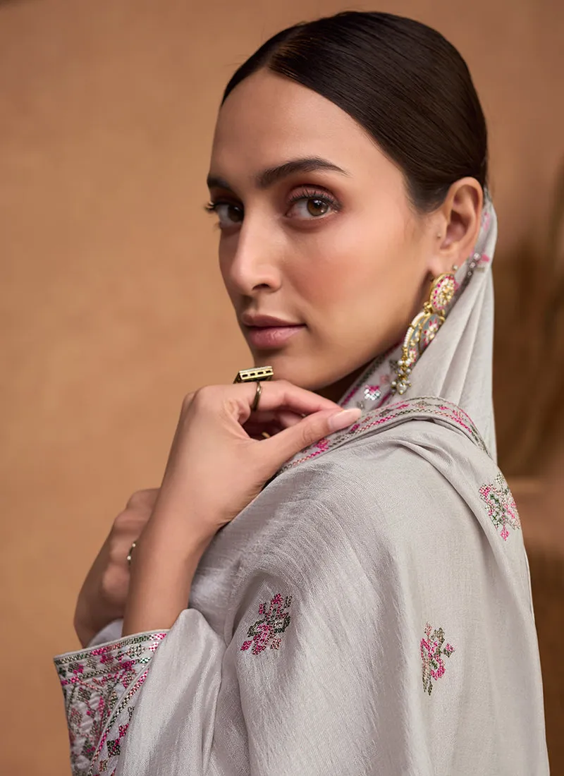 Grey Kashida Embroidery Traditional Salwar Kameez