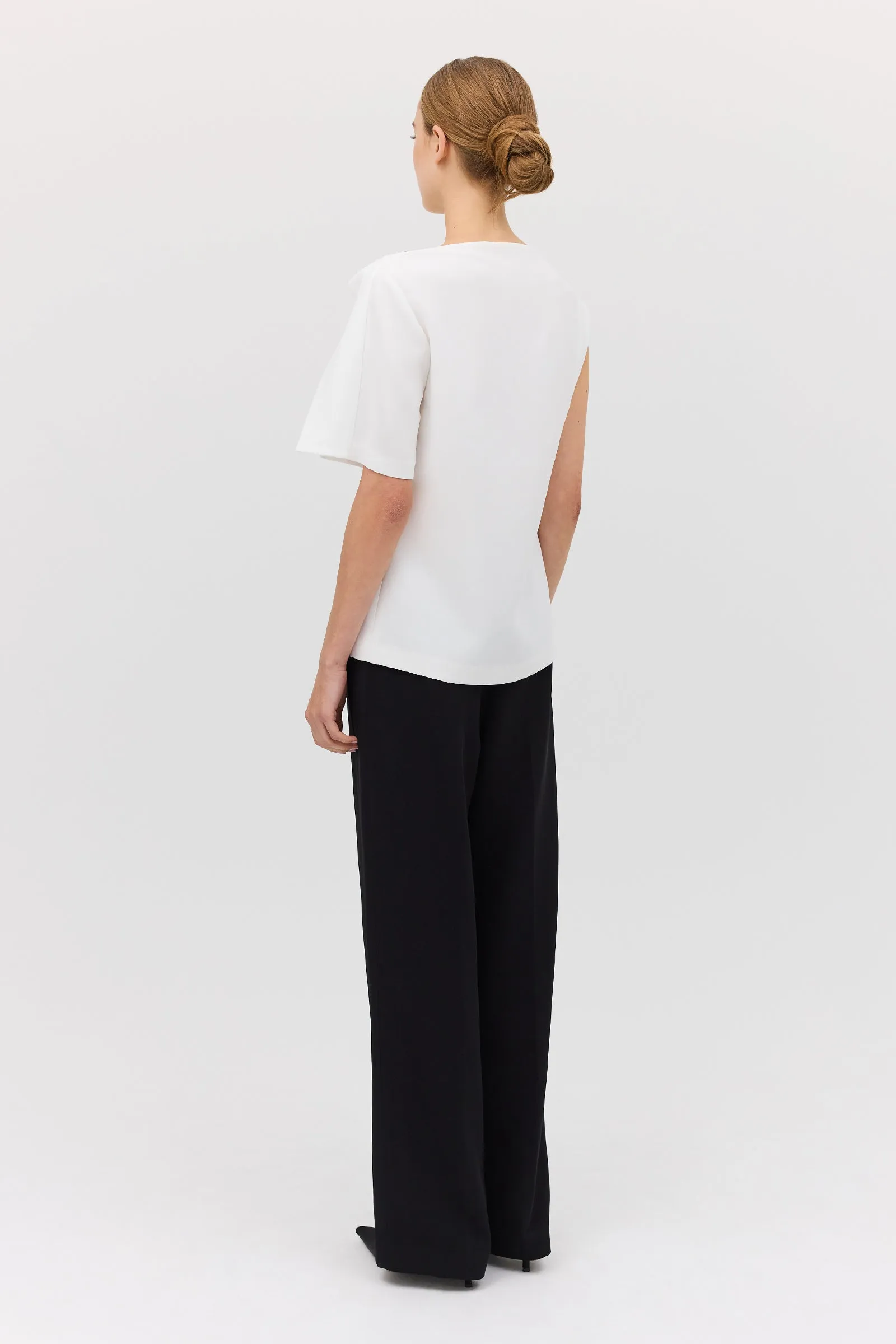 IVORY CREPE ANNEX TOP
