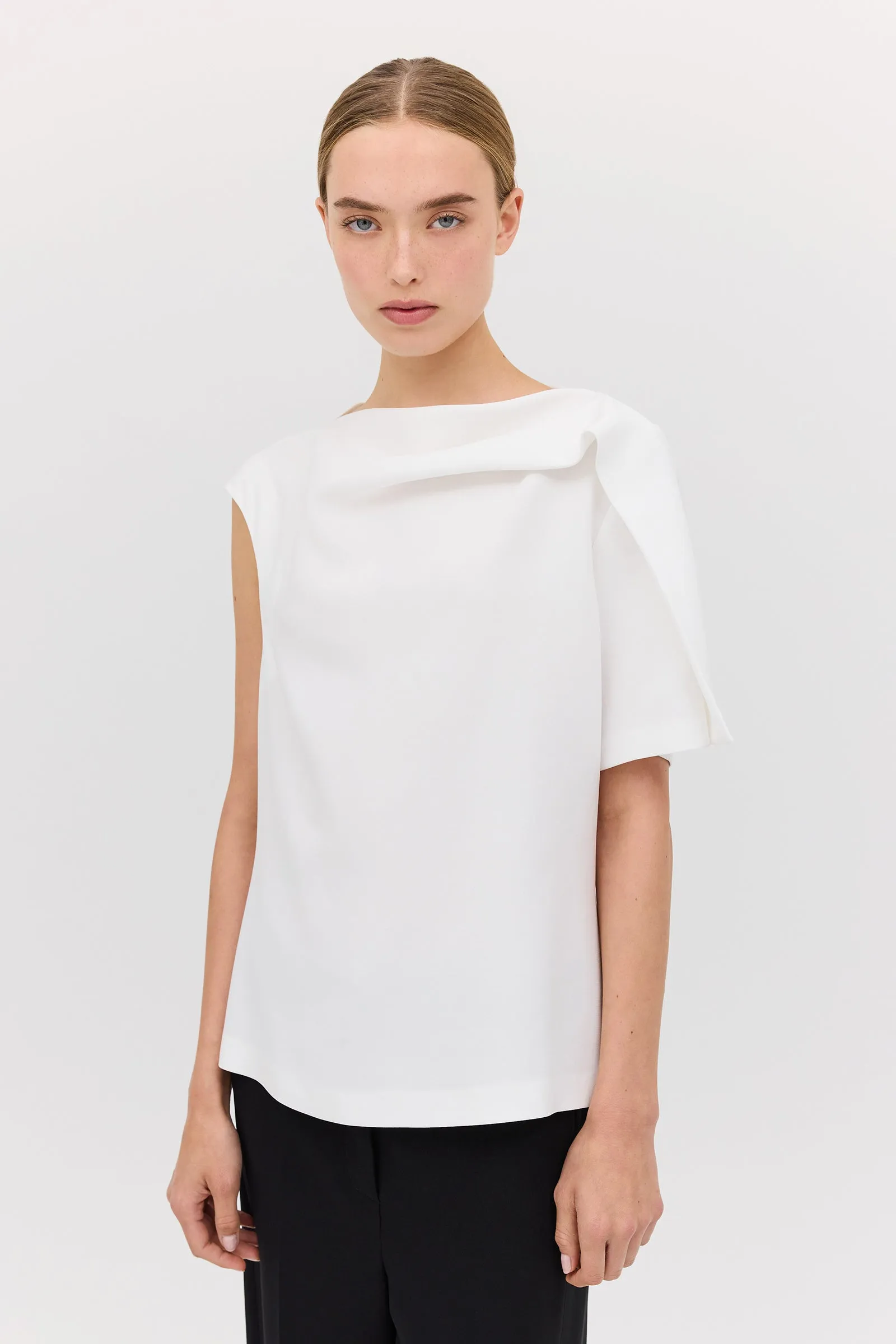 IVORY CREPE ANNEX TOP