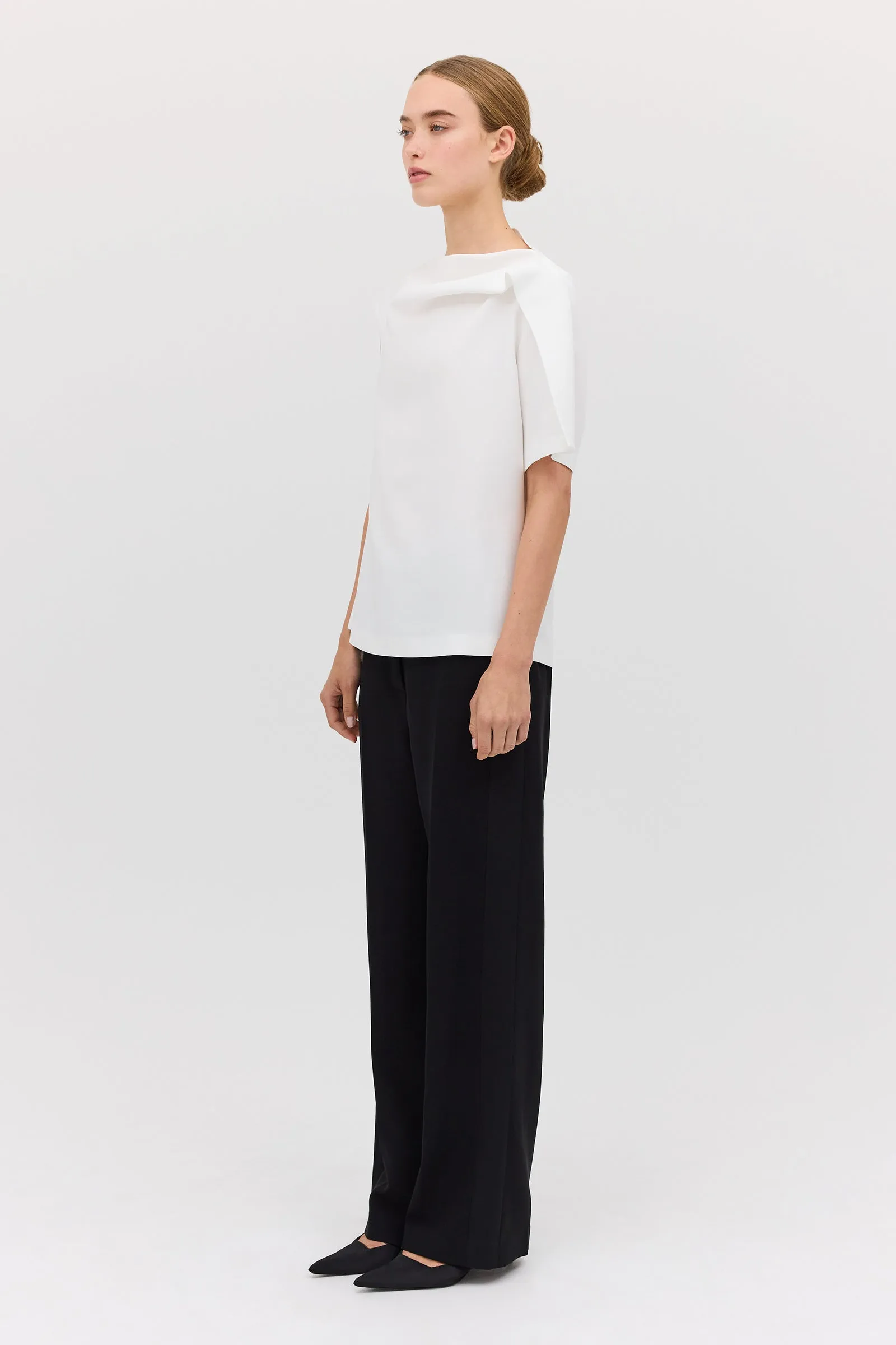 IVORY CREPE ANNEX TOP