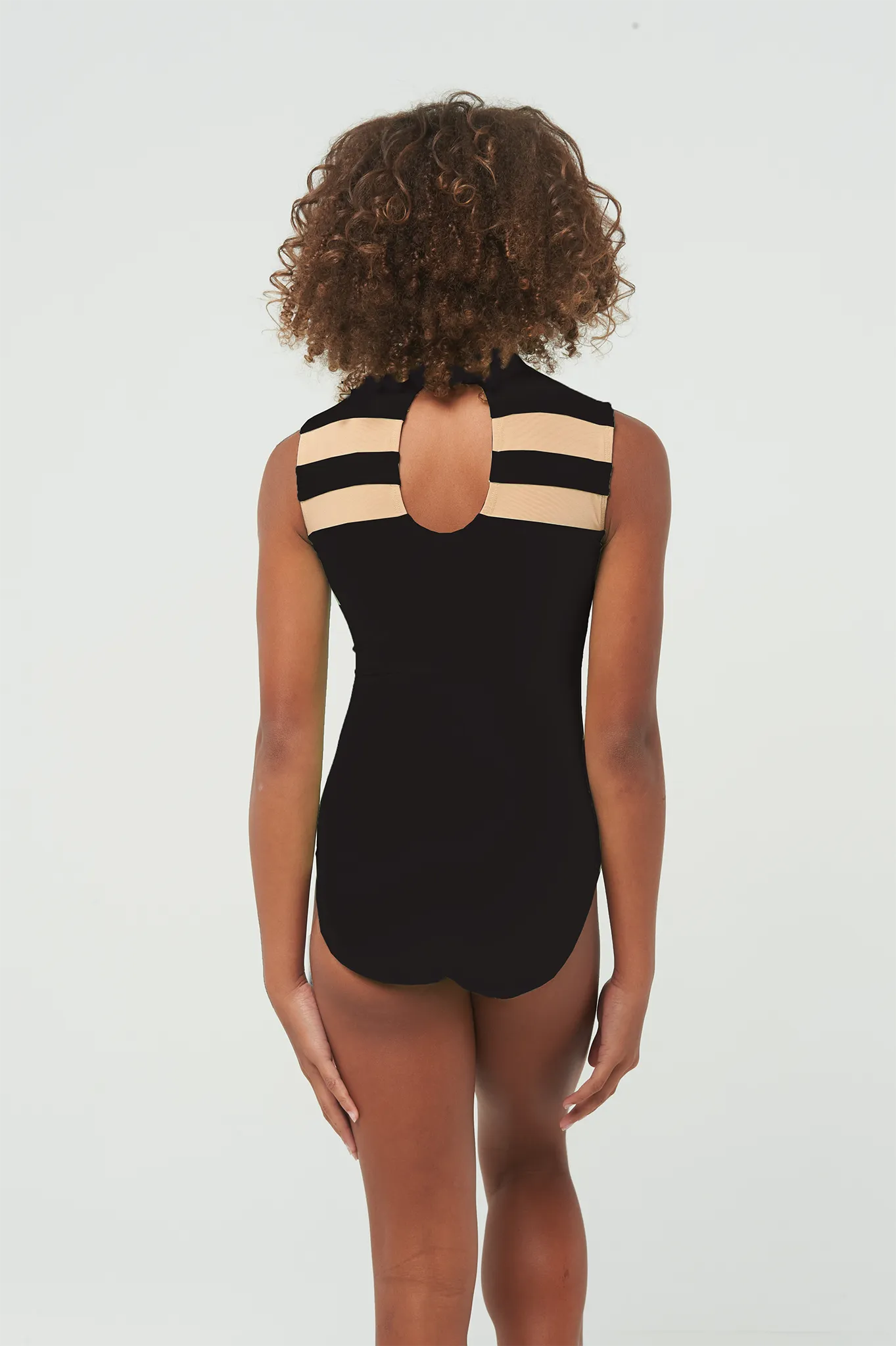 Lara Leotard