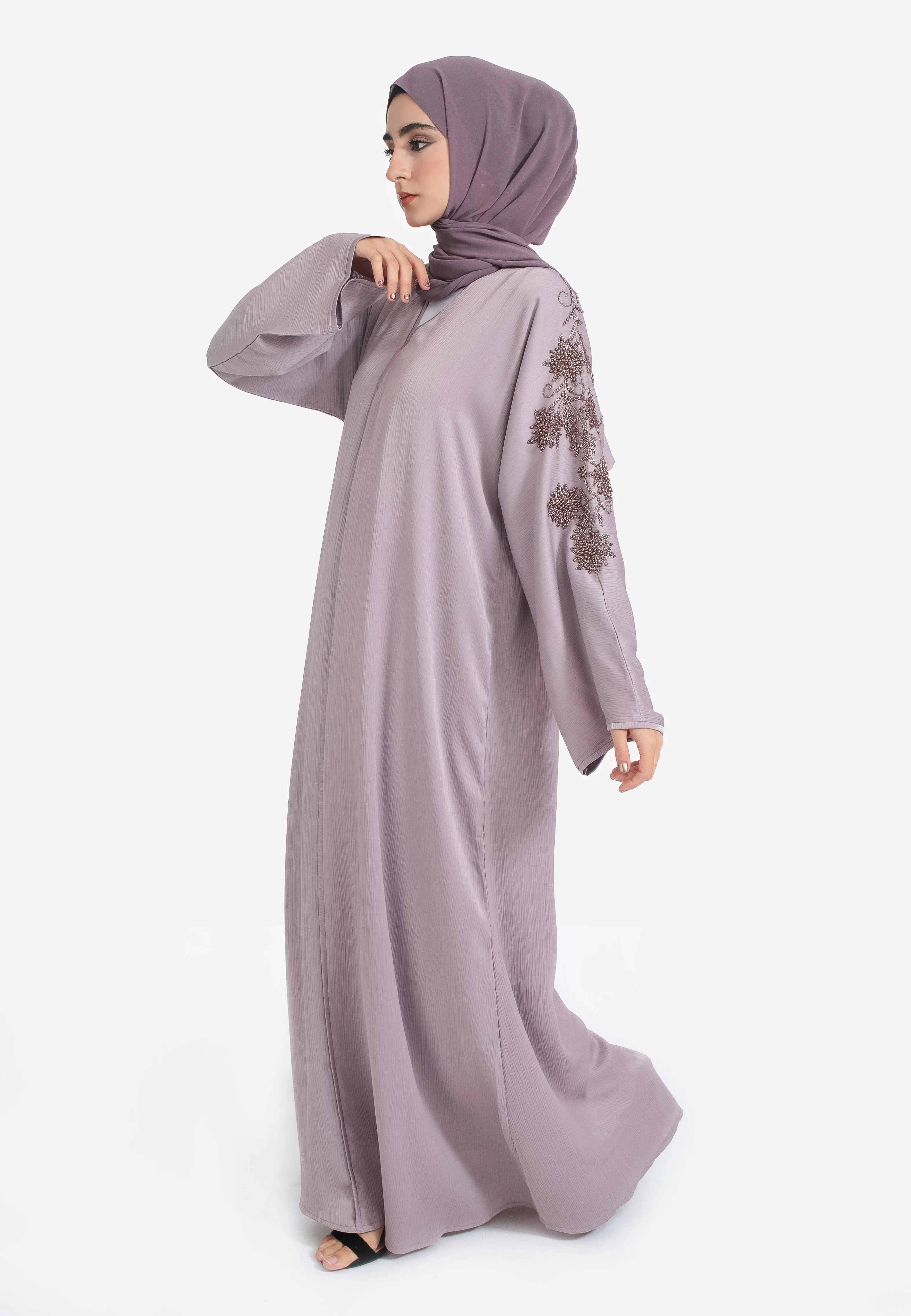 Lilac Textured Closed Abaya With Copper Embellishments