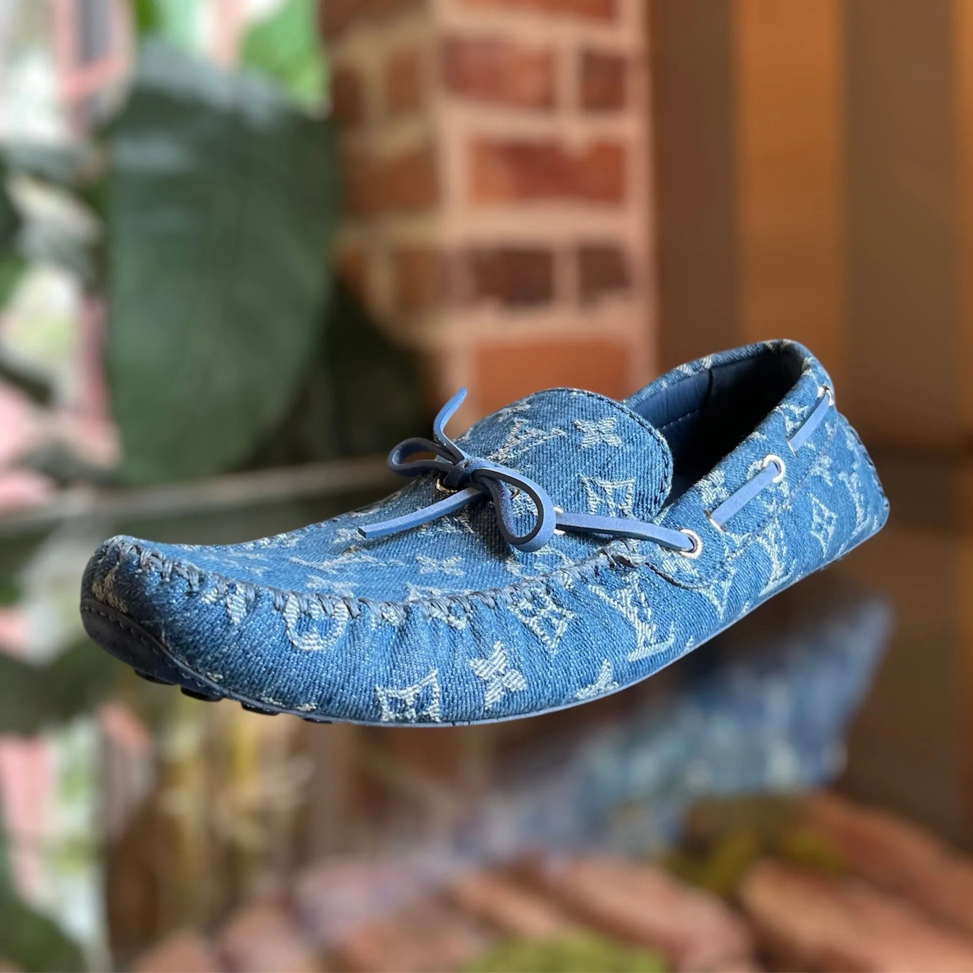 LOUIS VUITTON Blue Denim Monogram Loafer Drivers SZ10.5(11.5US)