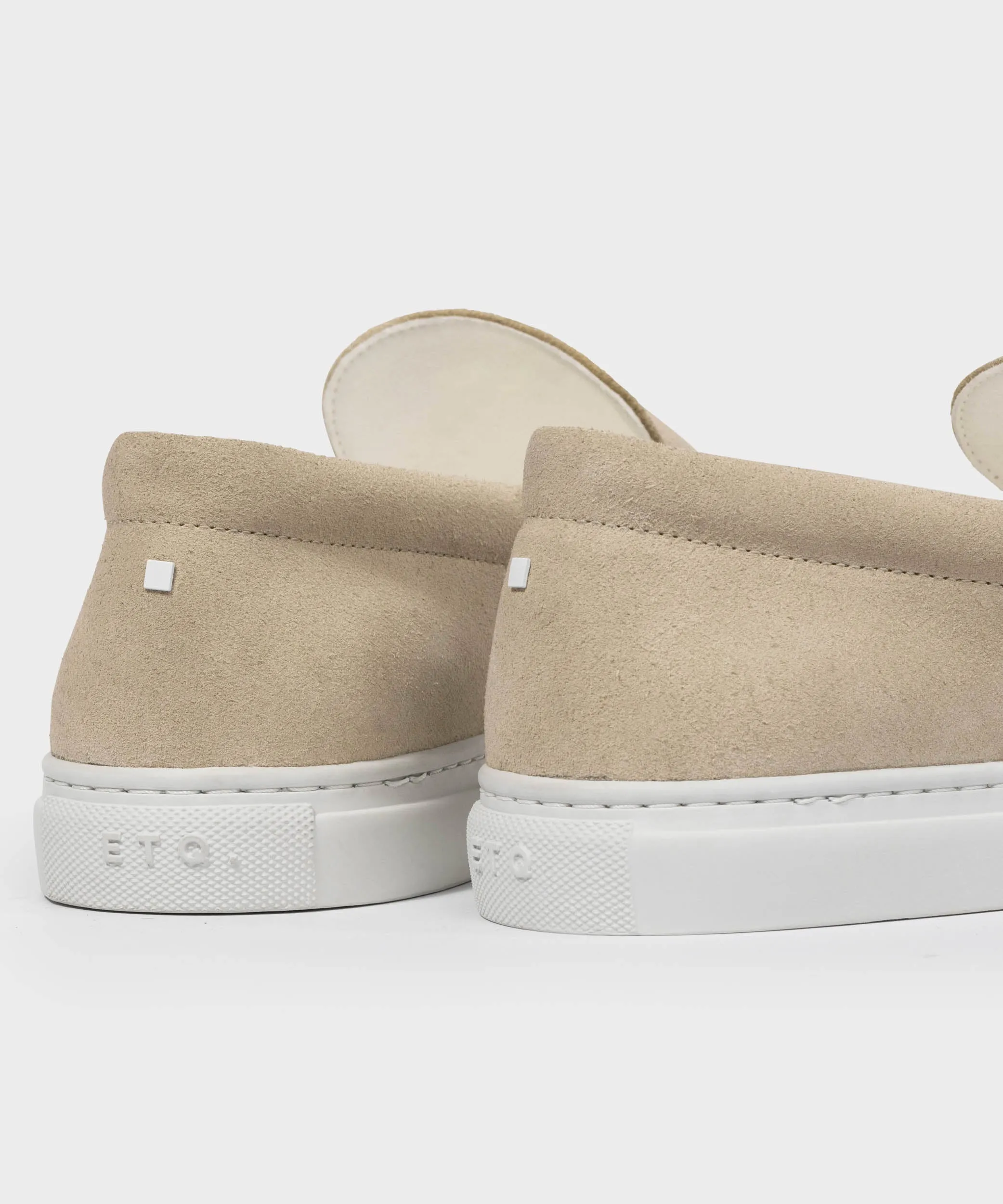 LS 02 Suede Sand