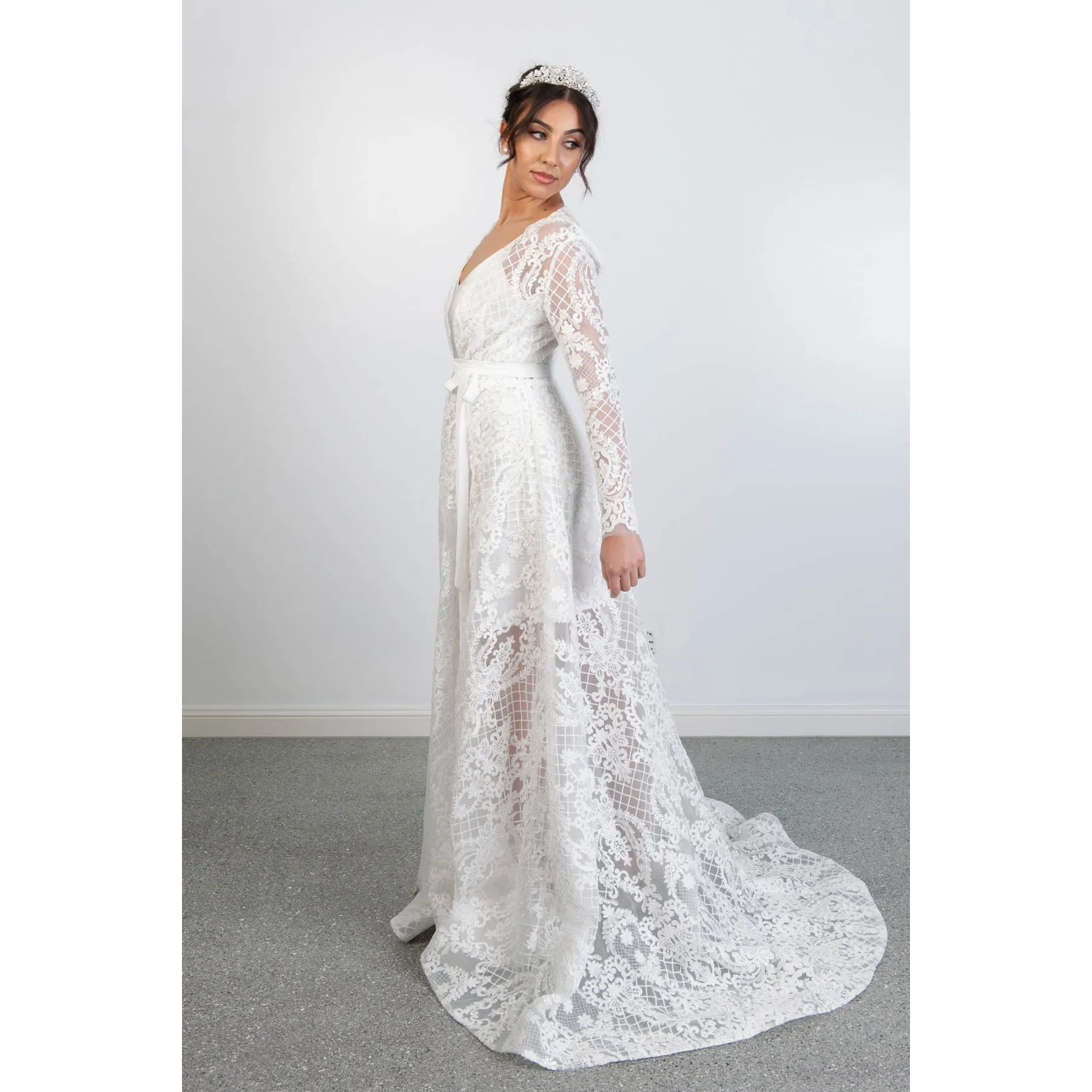 Mary Bridal Luxury Robe