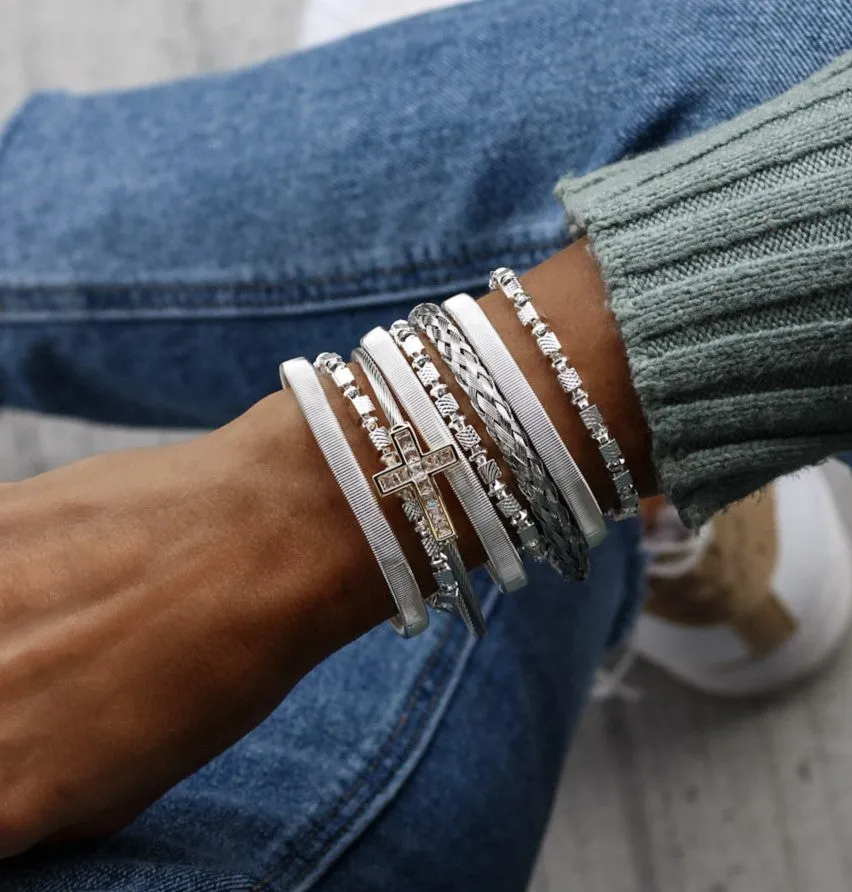 Mary Metal Cuff