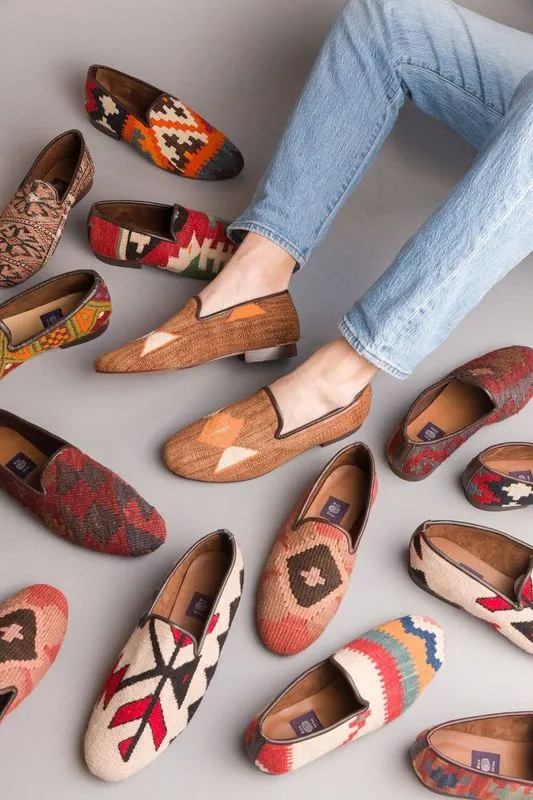 Men's Kilim Loafer Size 8 — WHOLESALE