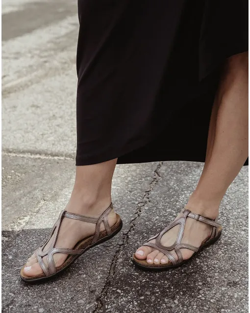 Naot Dorith Silver Sandal