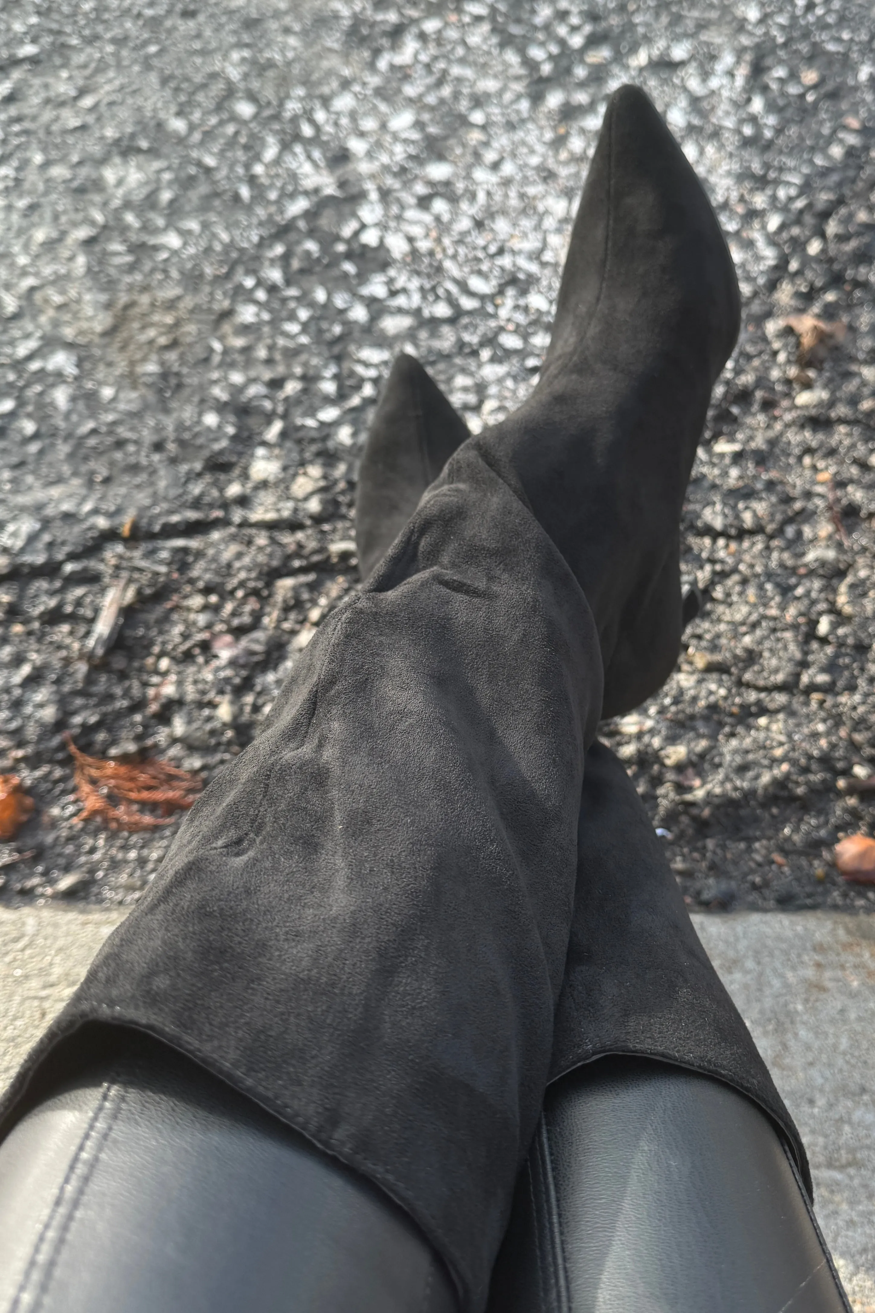 Pisa Boot- Black- FINAL SALE