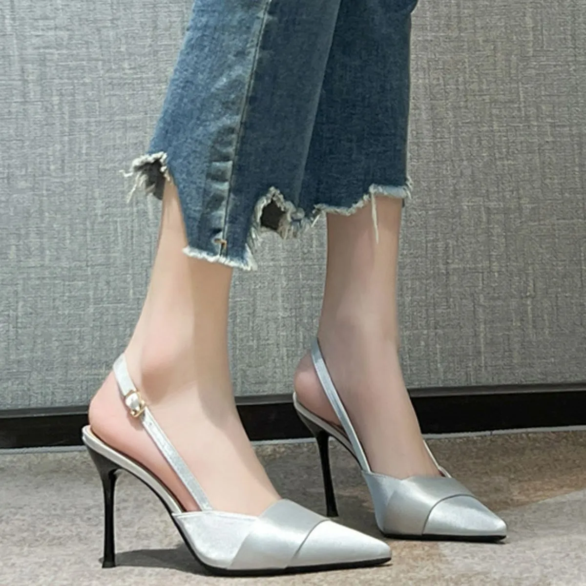 Point Toe Stiletto Slingback Pumps