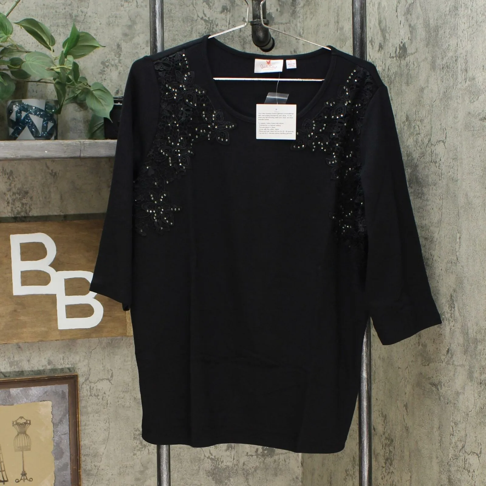 Quacker Factory Women's 3/4-Sleeve Lace Front Knit Top