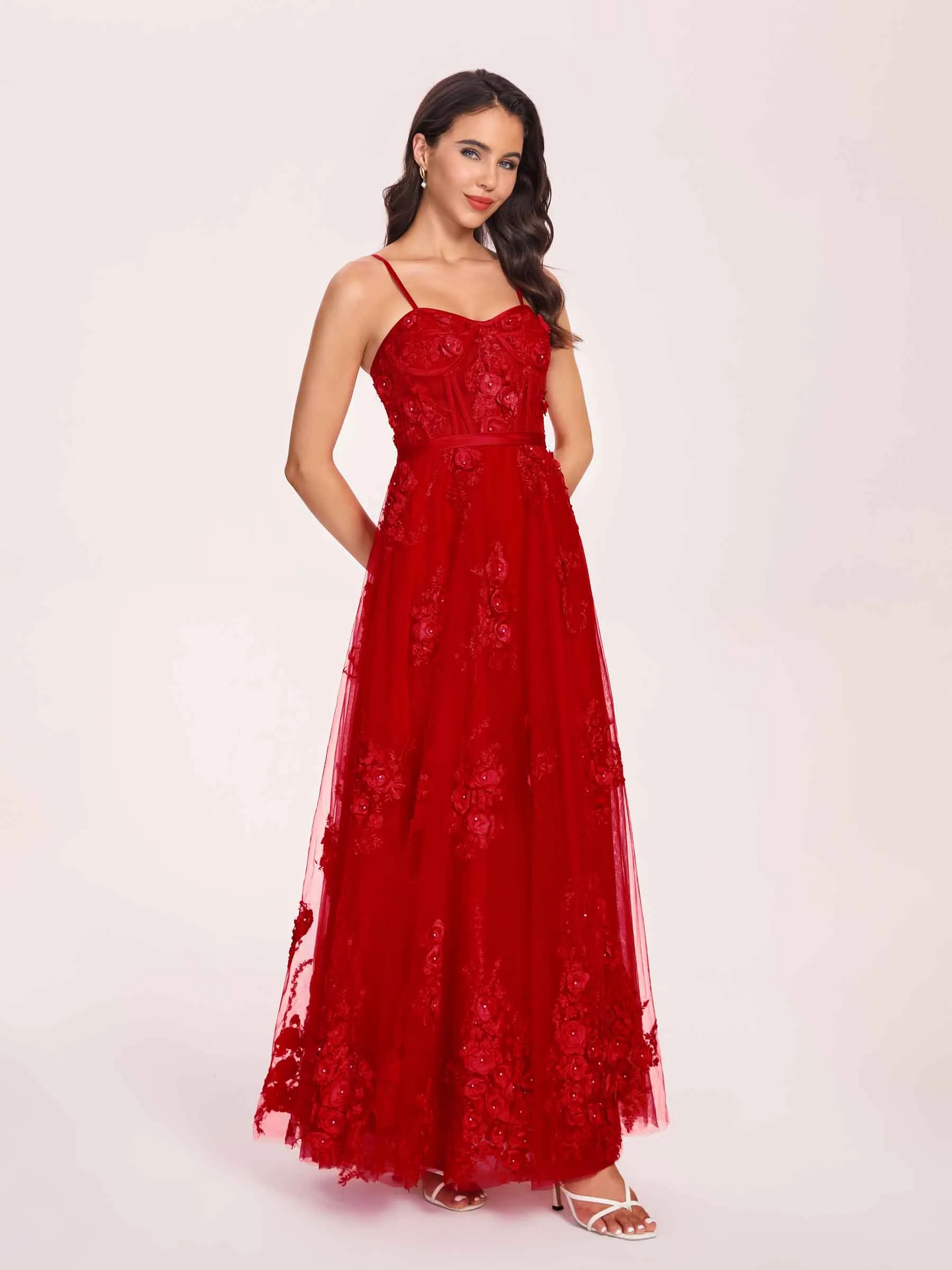 Red A-line Lace Prom Dress Spaghetti Straps Sweetheart Floor-length