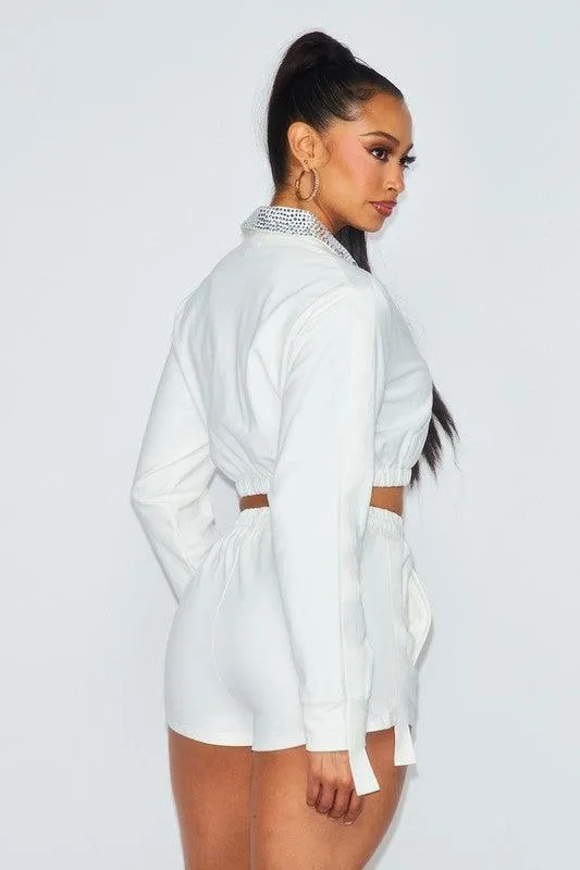 RHINESTONECOLLOAR SHORT AND CROP JACKET