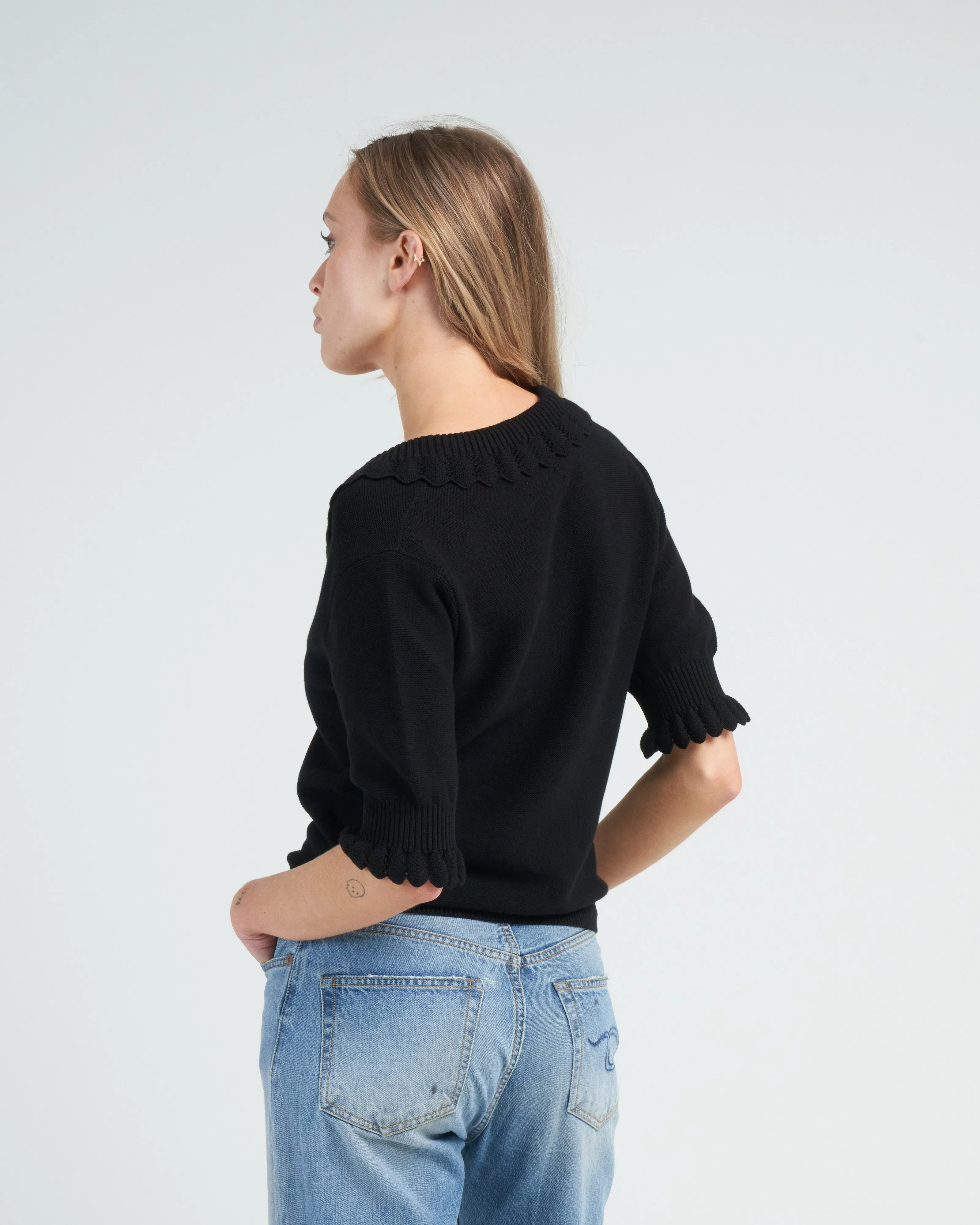 romantic v neck elbow length sleeves top - deep black
