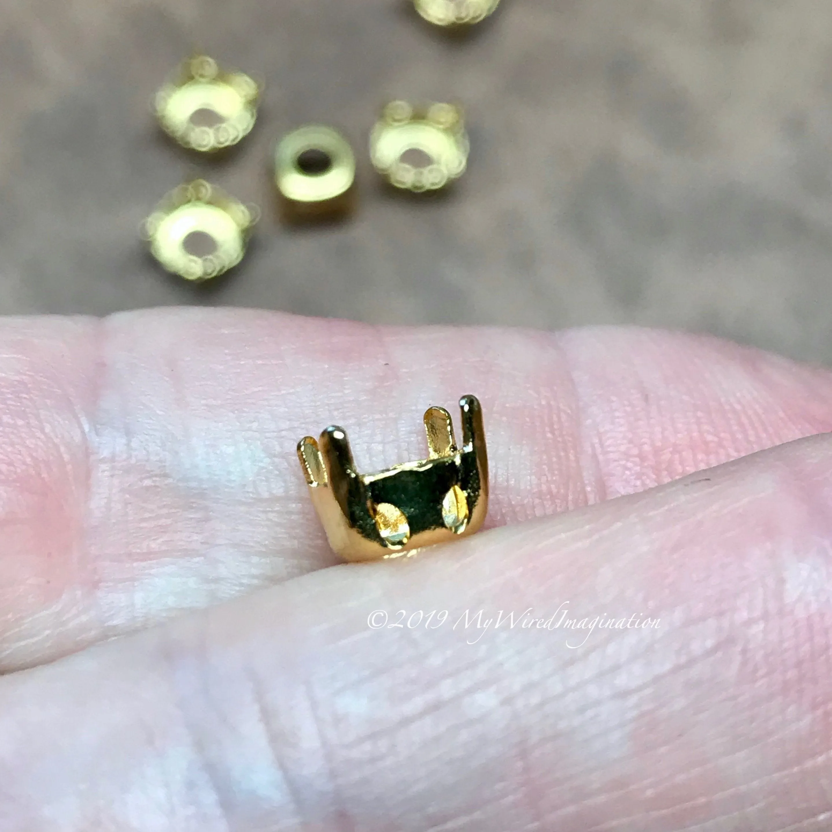 Silver or Gold Plated Settings, 6 pcs for 34ss/7mm Round Rhinestones or Gemstones