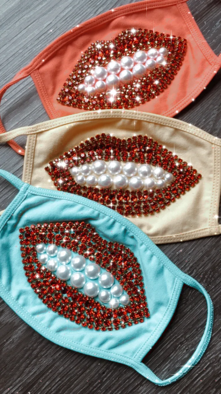 Surreal Crystal And Pearl Lip Mask - Peach