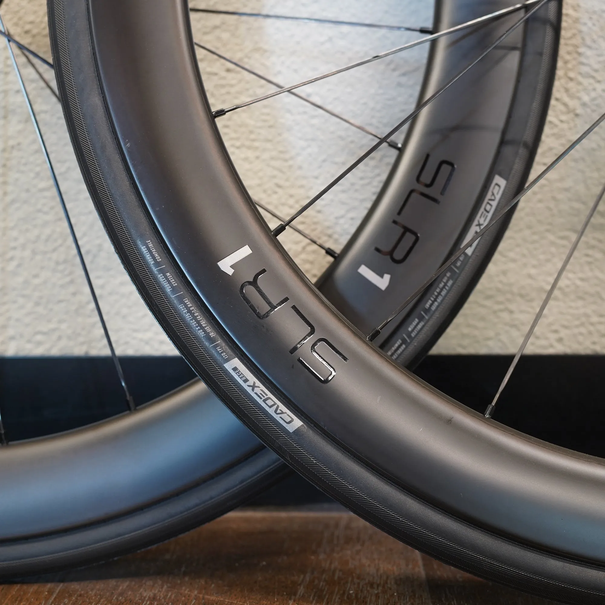 Take Off /  Giant SLR 1 50 Carbon Wheelset - Shimano