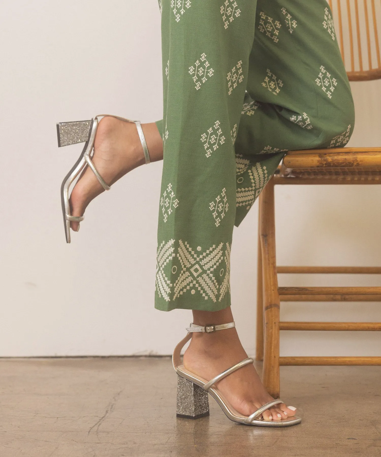 The Giza | Metallic Silver  Glittery architectural block heel