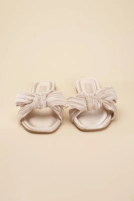 The Macie Bow Slides