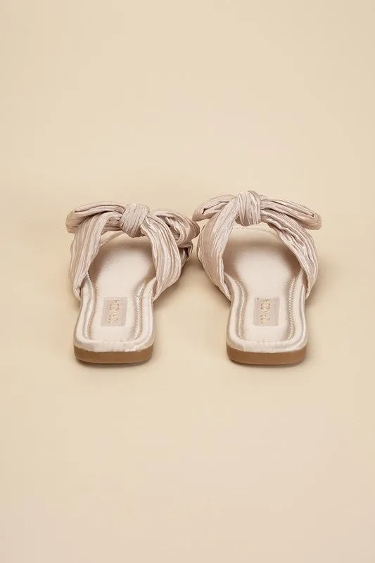 The Macie Bow Slides