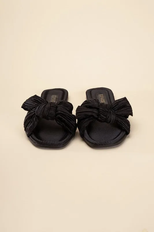 The Macie Bow Slides