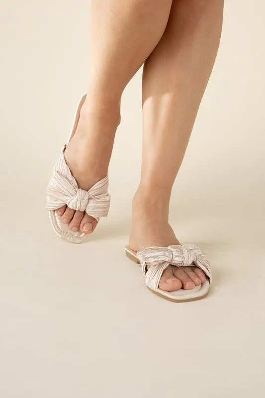 The Macie Bow Slides