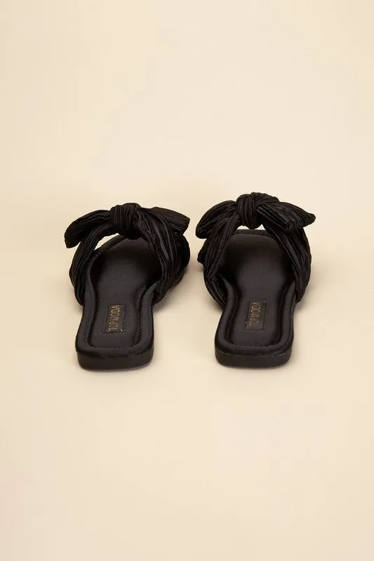 The Macie Bow Slides