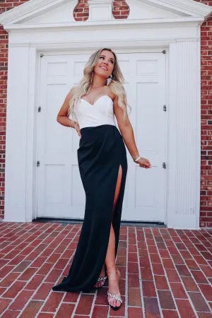 Treasured Moments Mermaid Hem Maxi Dress - Ivory/Black