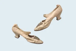 Victorian Cream Silk Wedding Shoes