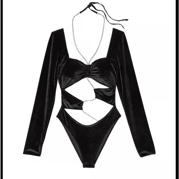 Victoria’s Secret Soiree Long-Sleeve Velvet Teddy size medium