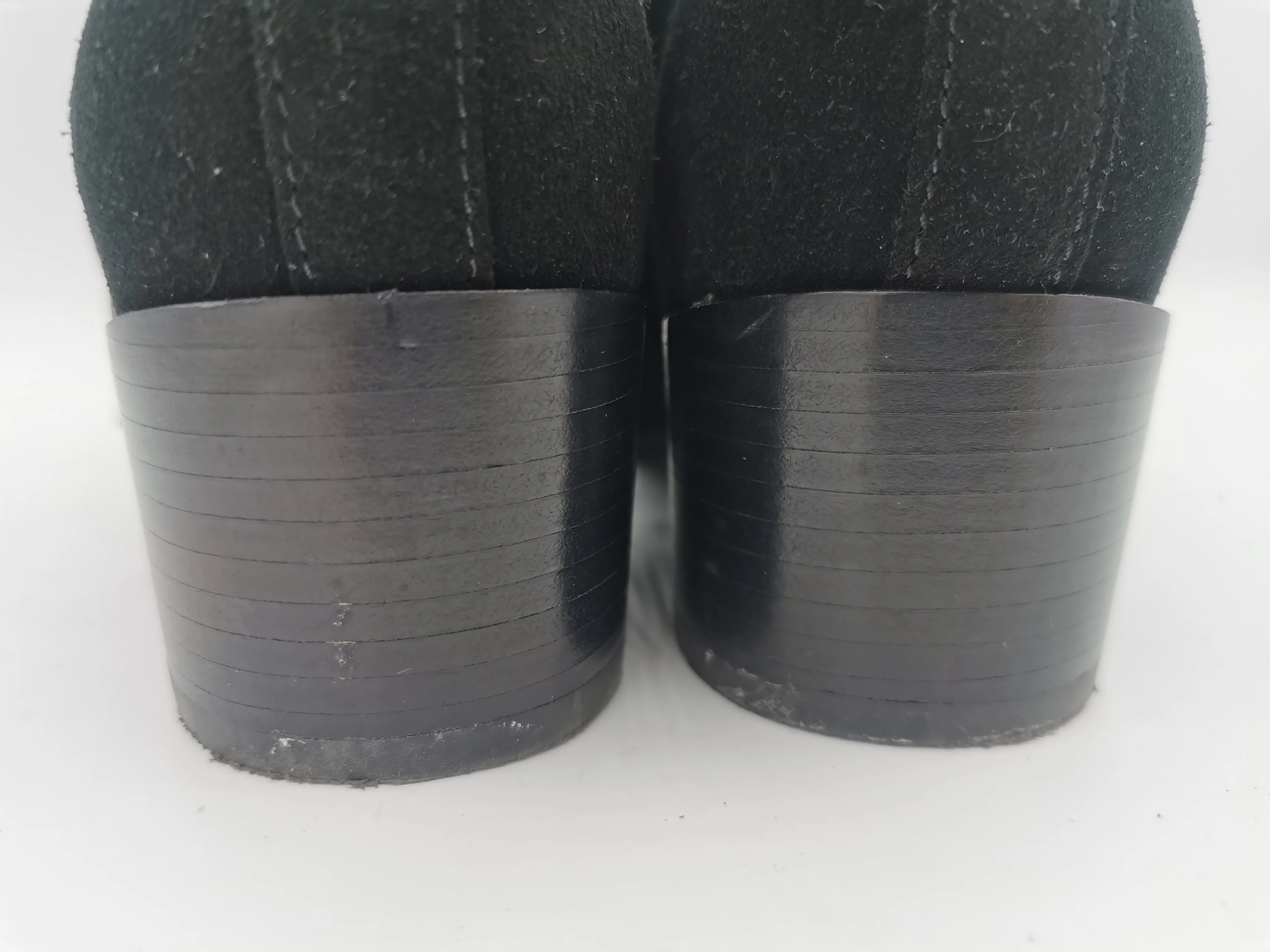 WOMENS SIZE 9M - ARTICA, Black Suede, Fleece Lined Ankle Rain / Winter Boots EUC B59